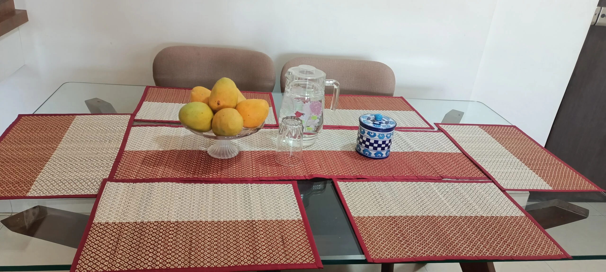 Madurkathi Handwoven Table Mat / Place Mat (Set of 6) with Table Runner - Image 3