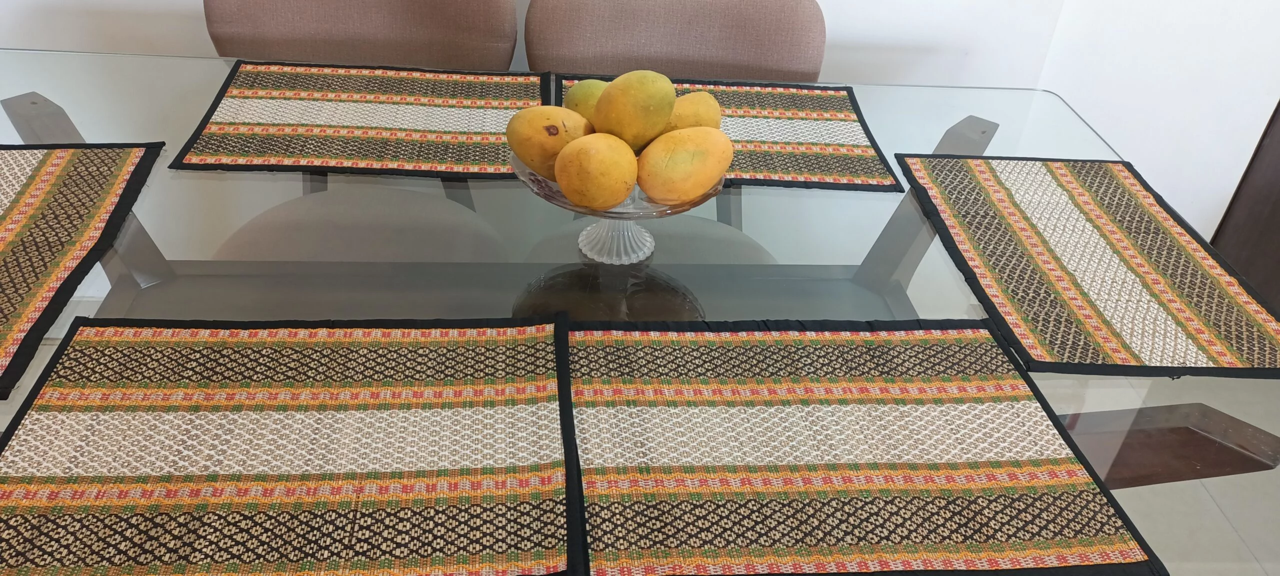 Madurkathi Handwoven Table Mat (Set of 6) with Table Runner - Image 4