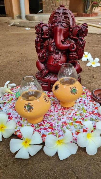 Hand Painted Terracotta Akhand Diya with Mirror work - Image 4