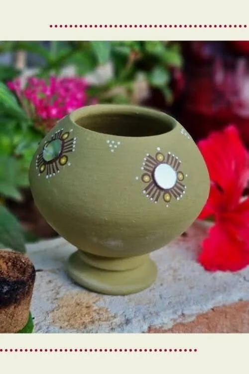 Hand Painted Terracotta Akhand Diya with Mirror work - Image 3