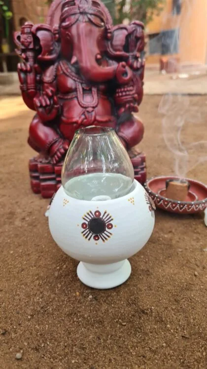 Hand Painted Terracotta Akhand Diya with Mirror work - Image 4