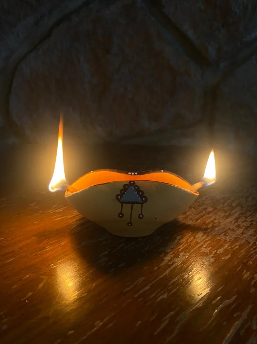 Hand Painted Terracotta Chapti Diya with Mirror work (Set of 4) - Image 3