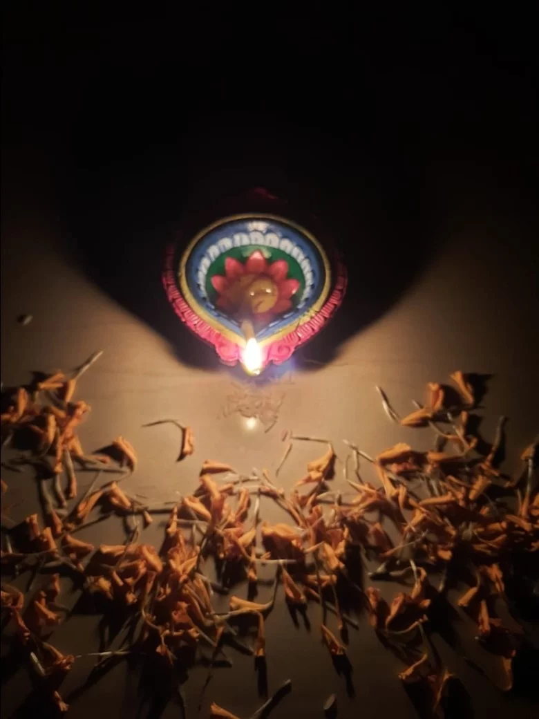 Hand Painted Terracotta Diya (Set of 4) - Image 2