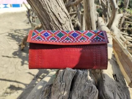 Handcrafted Kutchi Leather Wallet with Embroidery