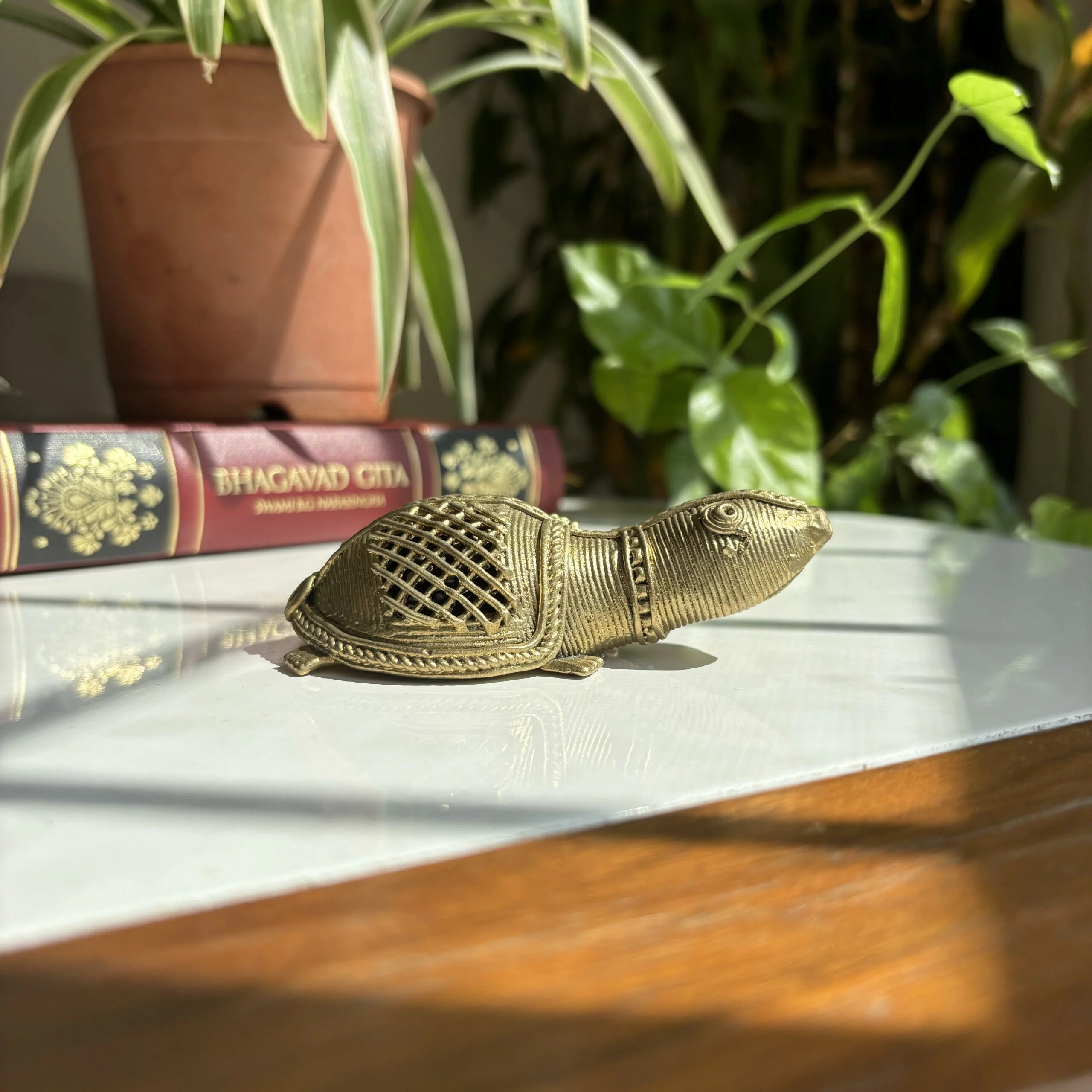 Handcrafted Dhokra Small Turtle - Image 2