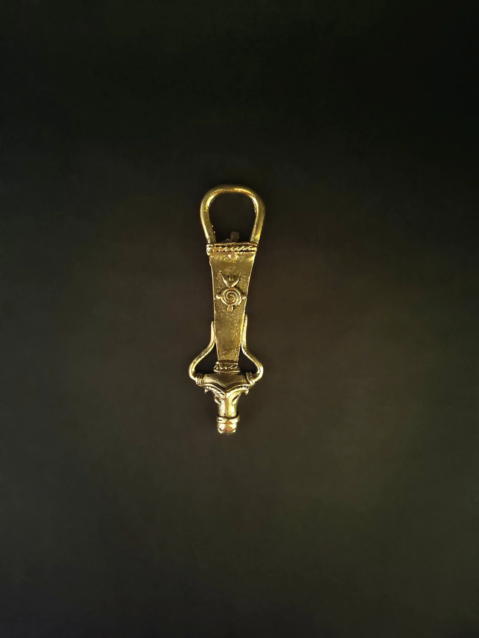 Handcrafted Dhokra Bull-shaped Bottle Opener