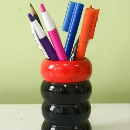 Handmade Wooden Pen Stand (Red-Black)