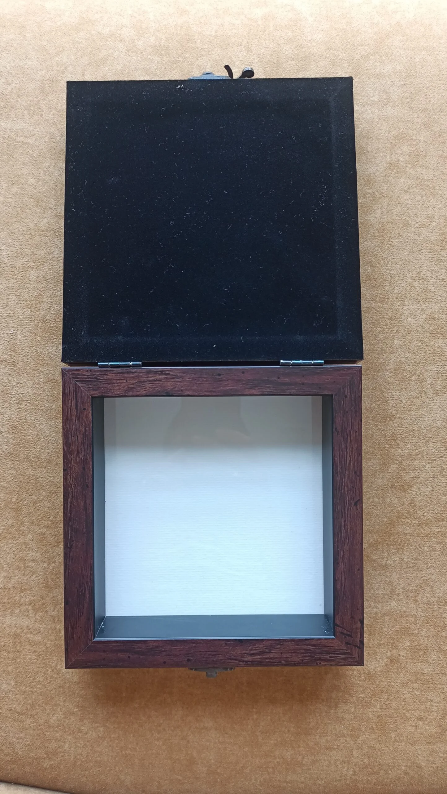 Handcrafted Dhokra Multiutility Box  (Synthetic Wooden Frame) - Image 2