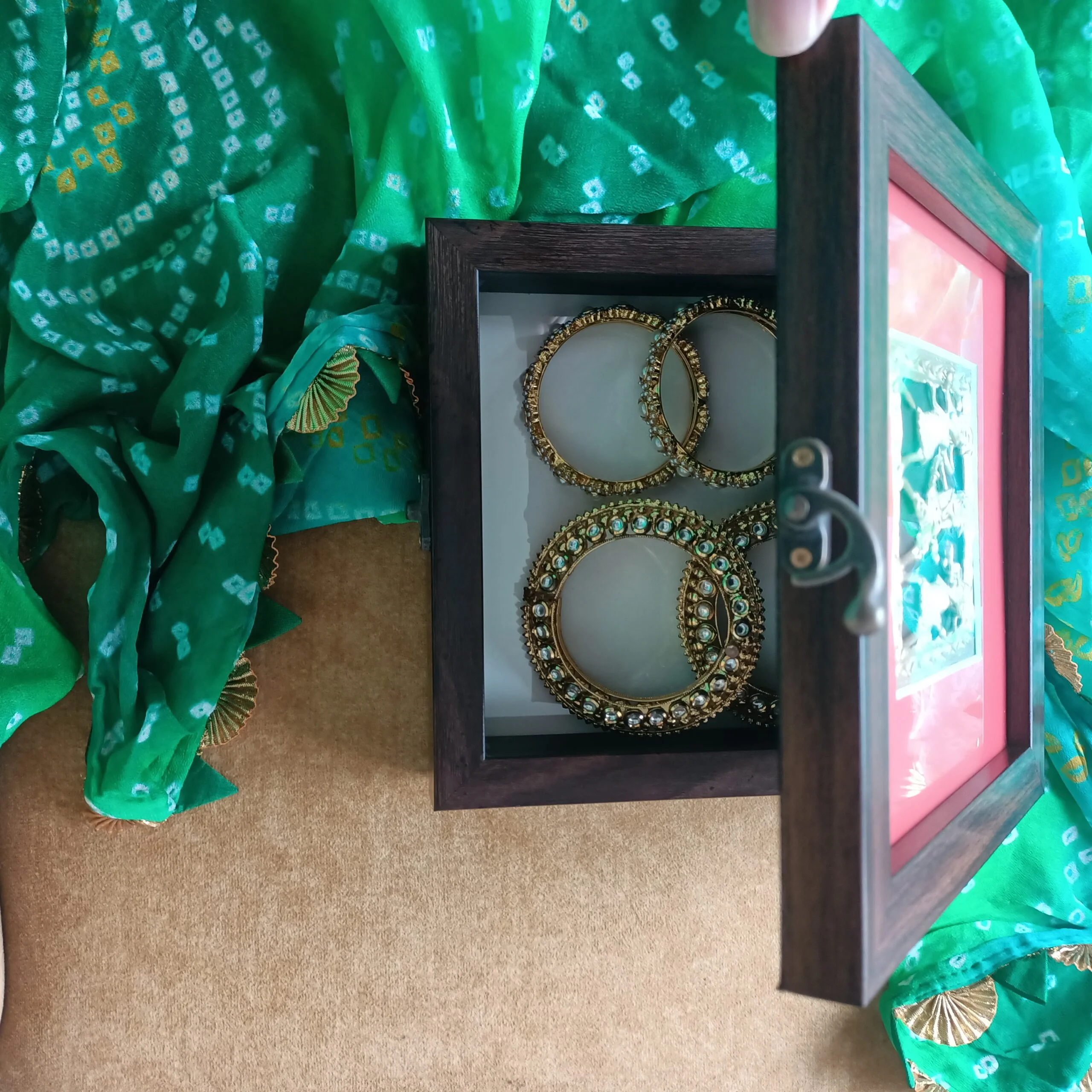 Handcrafted Dhokra Multiutility Box  (Synthetic Wooden Frame) - Image 5