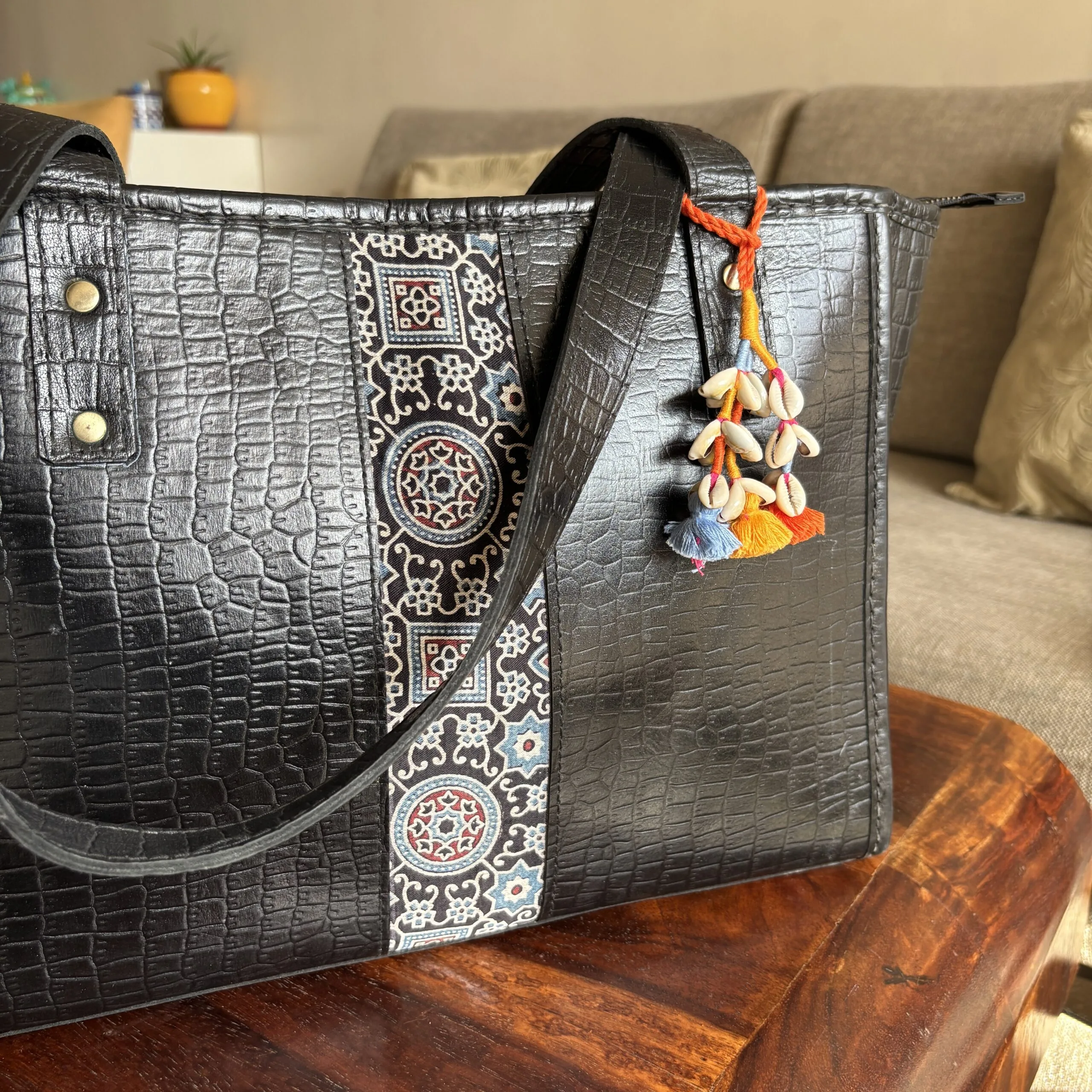 Boho / Tribal Orange-Blue 3 Lines Cowrie - Car / Bag Charms - Image 3